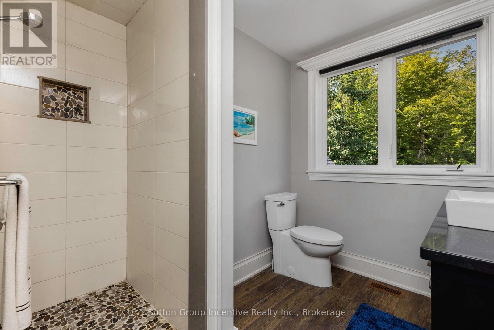 Photo 25 of 15 Gordon Point Lane, Seguin ON