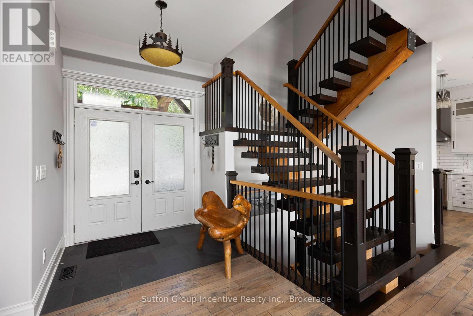 Photo 31 of 15 Gordon Point Lane, Seguin ON