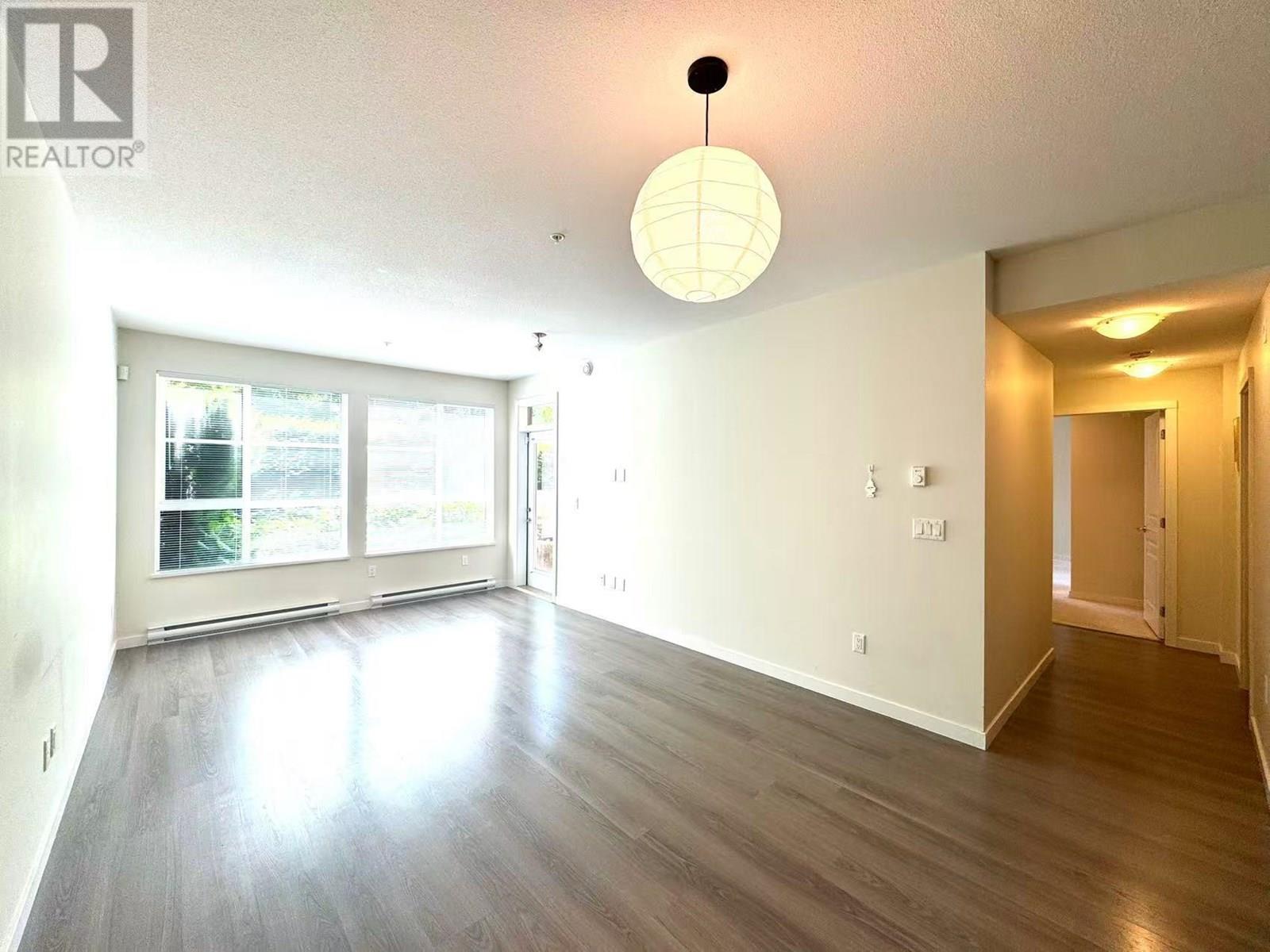 Photo 8 of 114 1152 Windsor Mews, Coquitlam BC