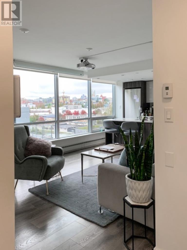 Photo 11 of 906 1788 Columbia Street, Vancouver BC