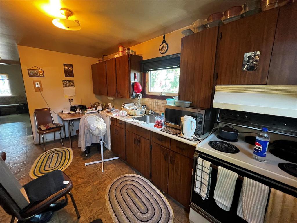 Photo 9 of 819 Ebby Avenue, Winnipeg MB