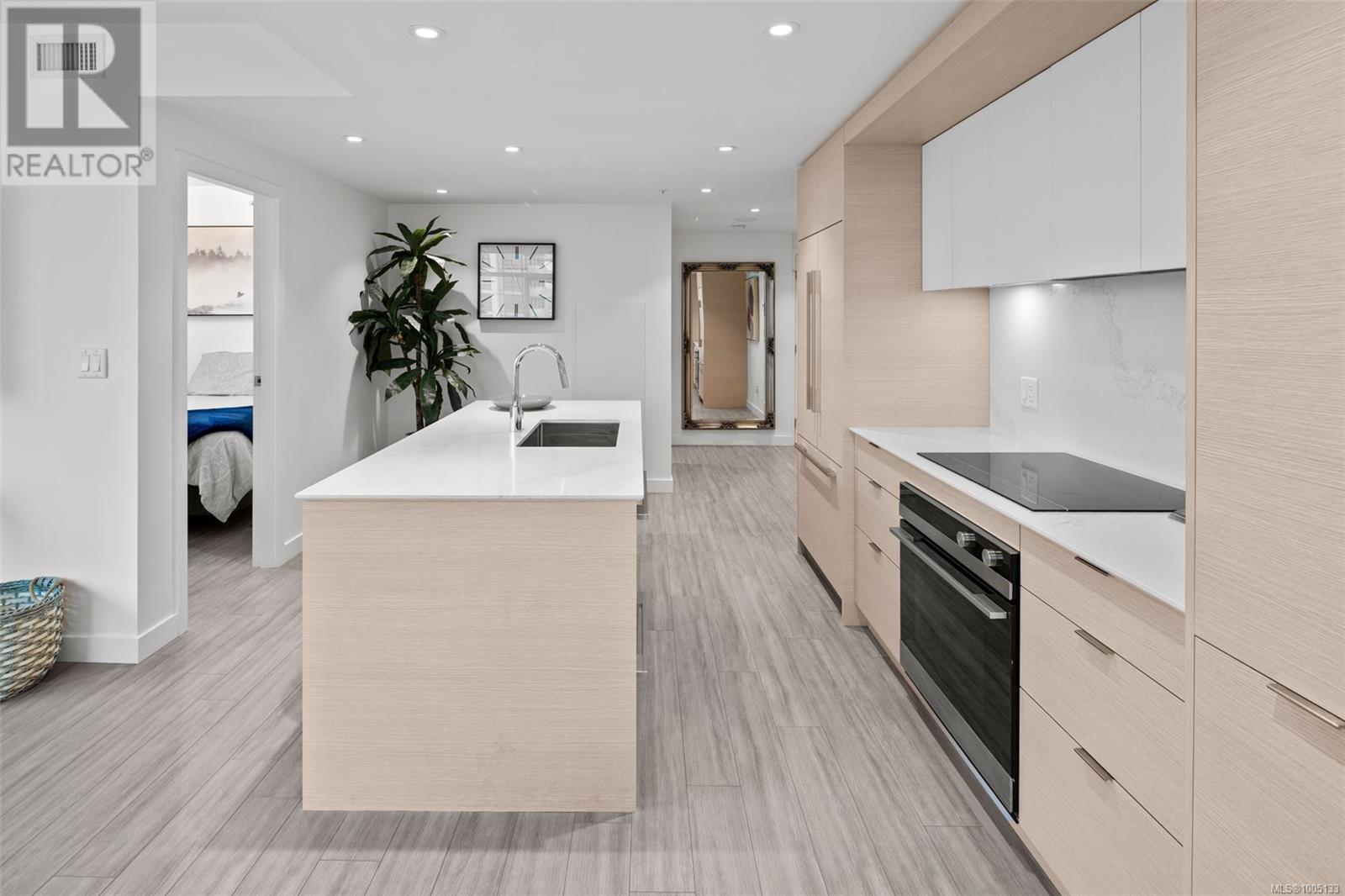 Photo 11 of 706 848 Yates St, Victoria BC