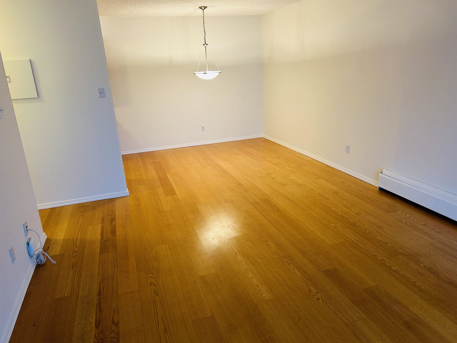 Photo 5 of 1331 Fir Street, White Rock BC