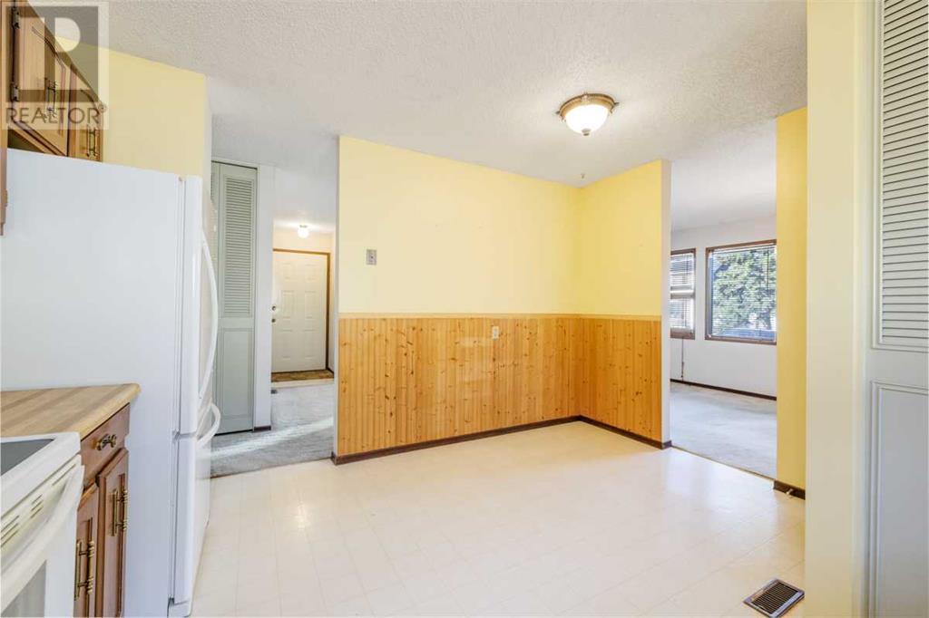 Single Family House Bungalow for Sale in  Aberdare Road NE Abbeydale Calgary 