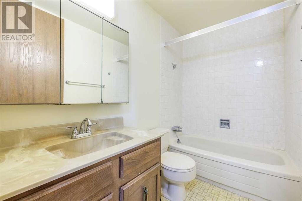 Single Family House Bungalow for Sale in  Aberdare Road NE Abbeydale Calgary 