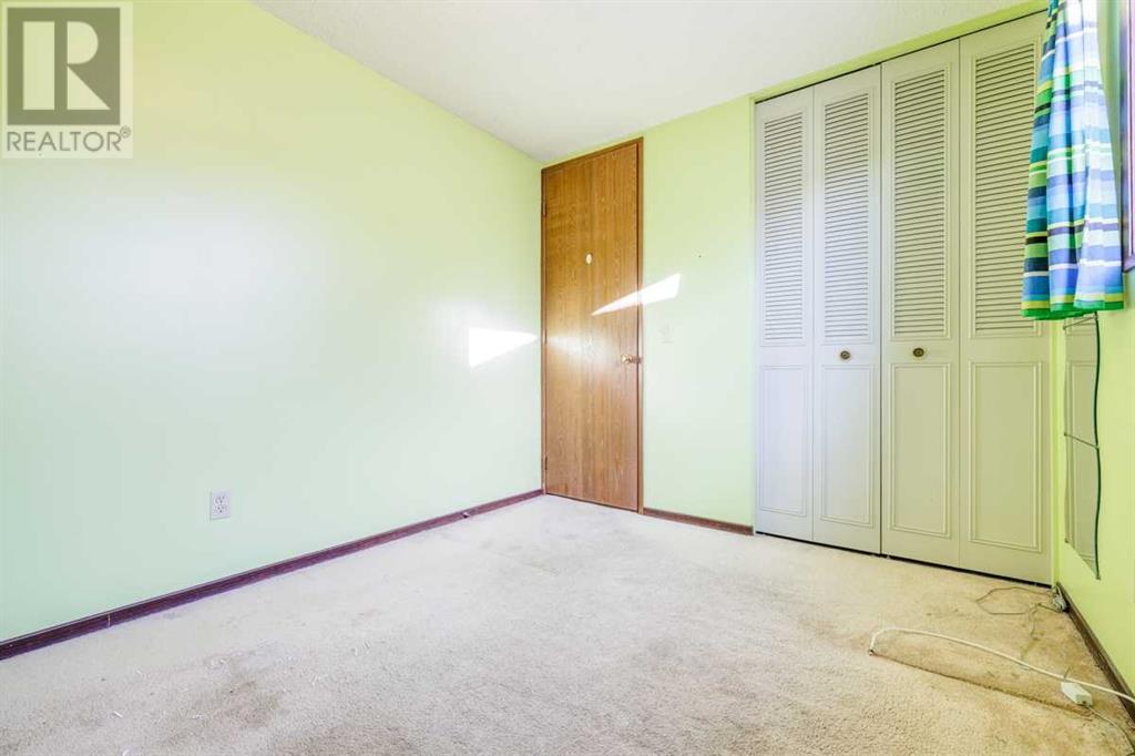 Single Family House Bungalow for Sale in  Aberdare Road NE Abbeydale Calgary 