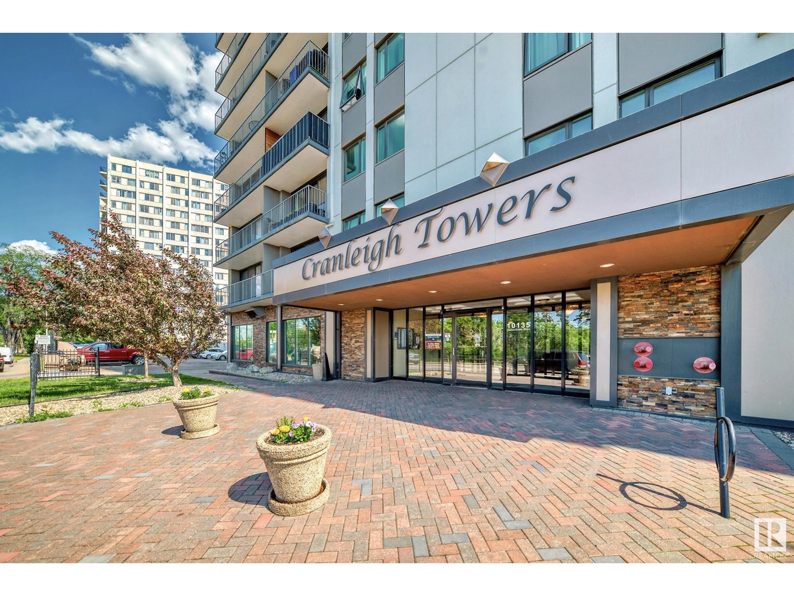 Photo 18 of 406 10135 Saskatchewan Dr Nw Nw, Edmonton AB