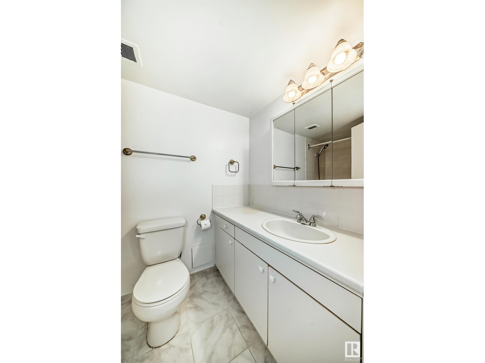 Photo 40 of 406 10135 Saskatchewan Dr Nw Nw, Edmonton AB