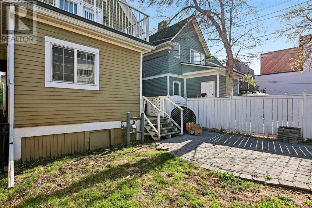 Single Family House for Sale in   Avenue SW Cliff Bungalow Calgary 