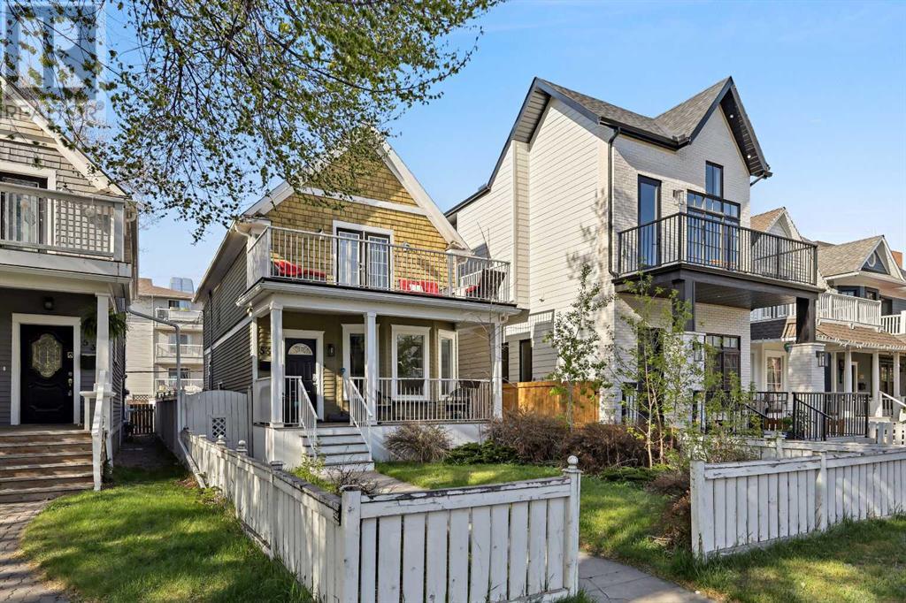 Single Family House for Sale in   Avenue SW Cliff Bungalow Calgary 