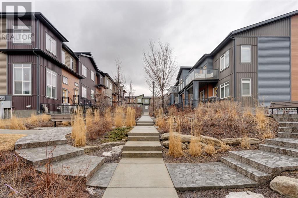 Single Family House for Sale in  Sage Bluff Circle NW Sage Hill Calgary 
