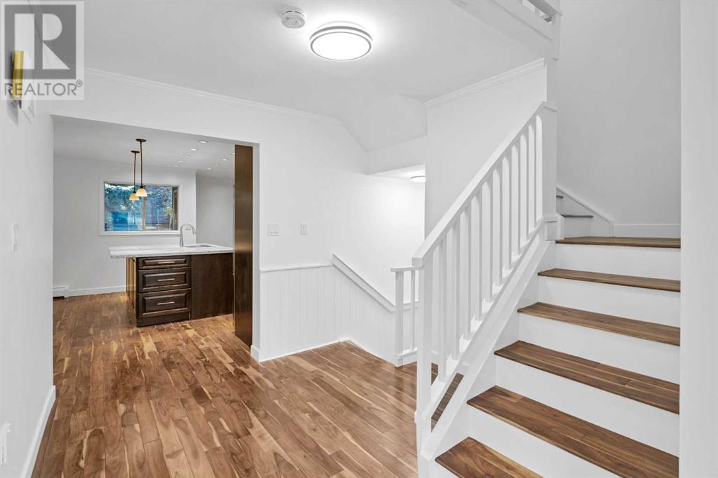 Single Family House for Sale in    Avenue SW Lakeview Calgary 