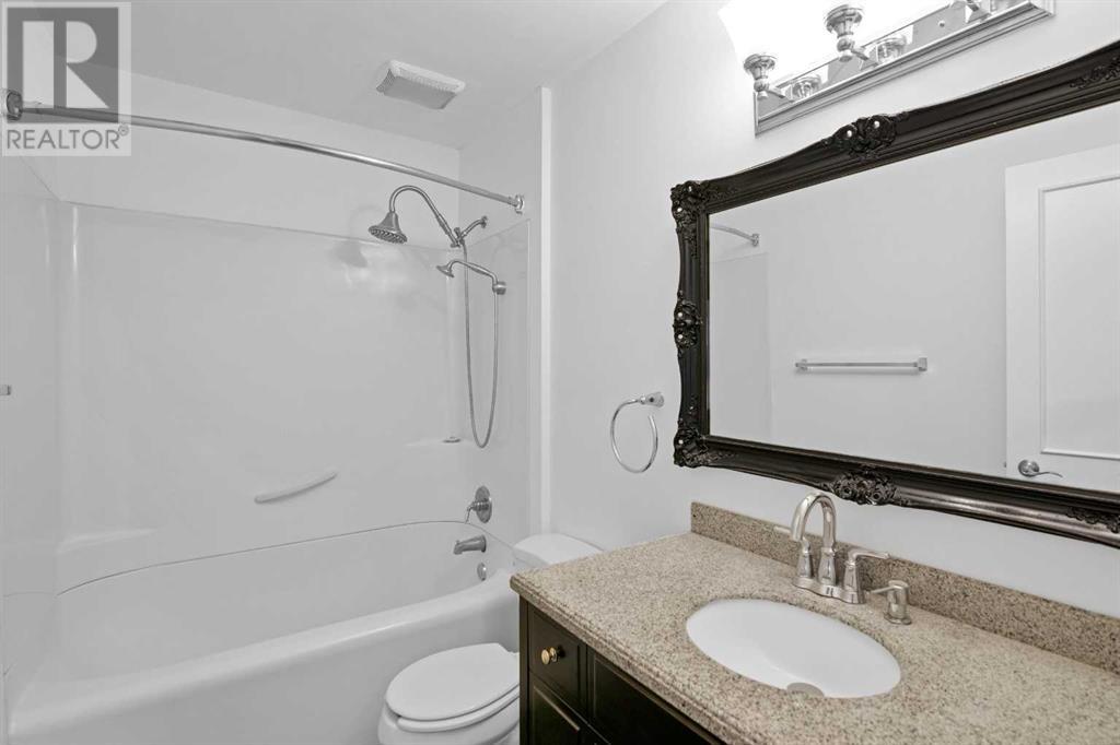 Single Family House for Sale in    Avenue SW Lakeview Calgary 