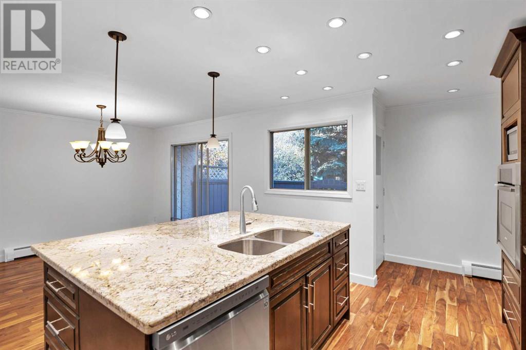Single Family House for Sale in    Avenue SW Lakeview Calgary 