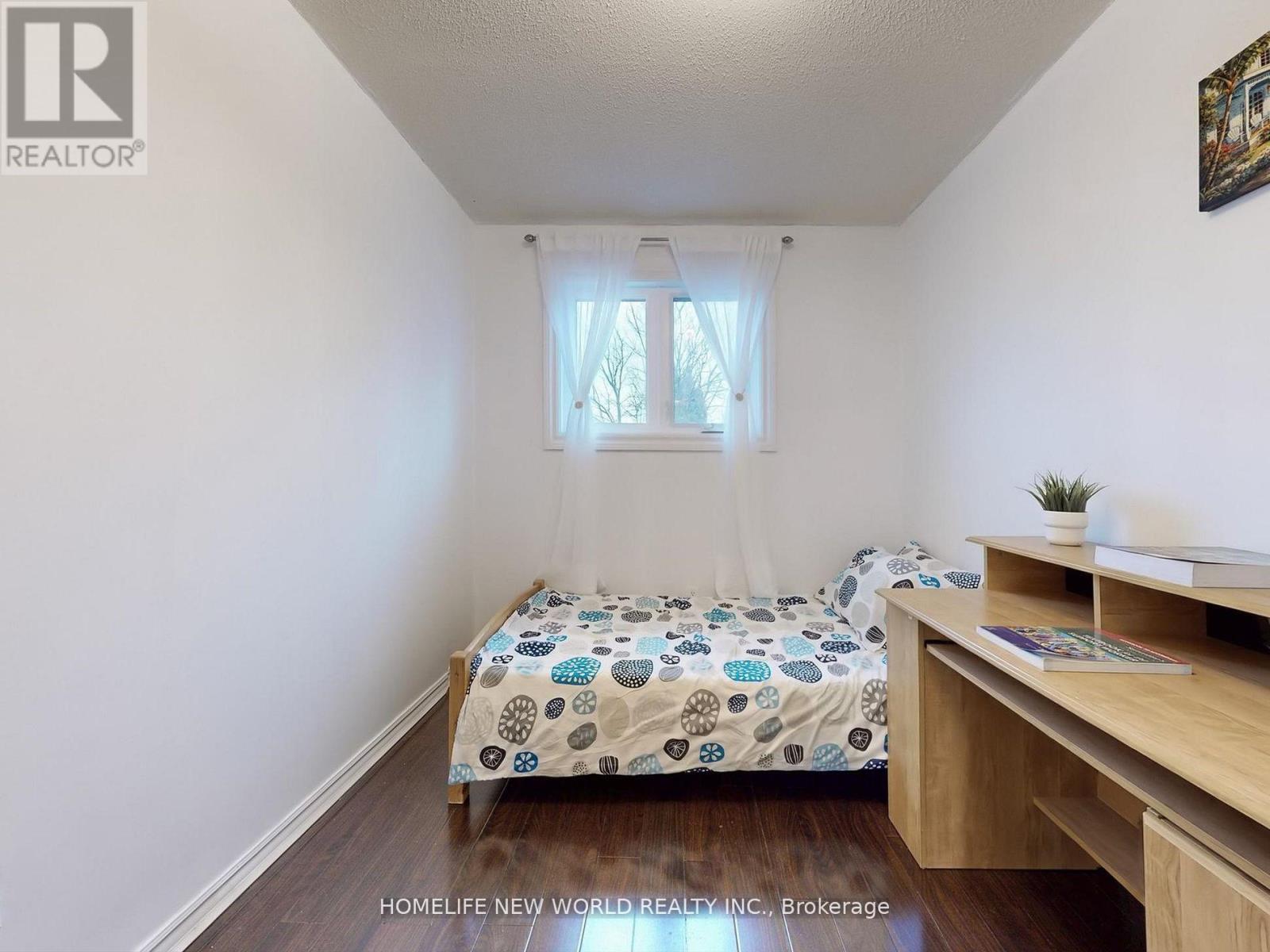 Photo 39 of 139 Galbraith Crescent, Markham ON