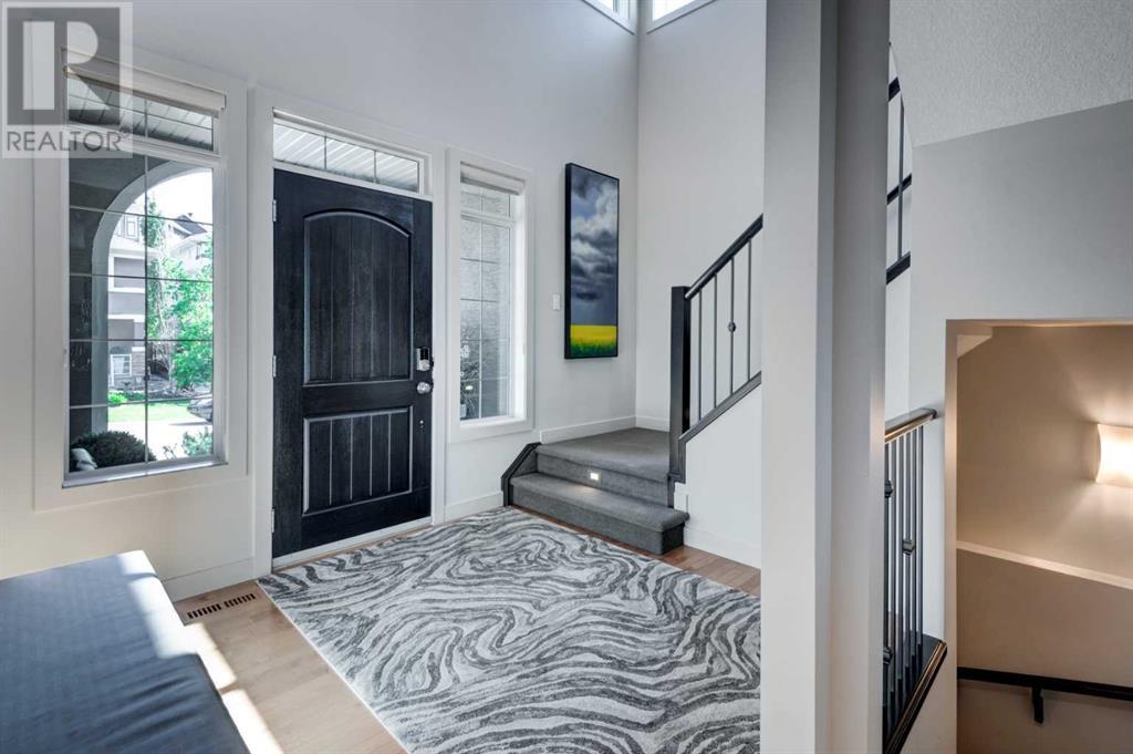 Single Family House for Sale in  Springbluff Heights SW Springbank Hill Calgary 