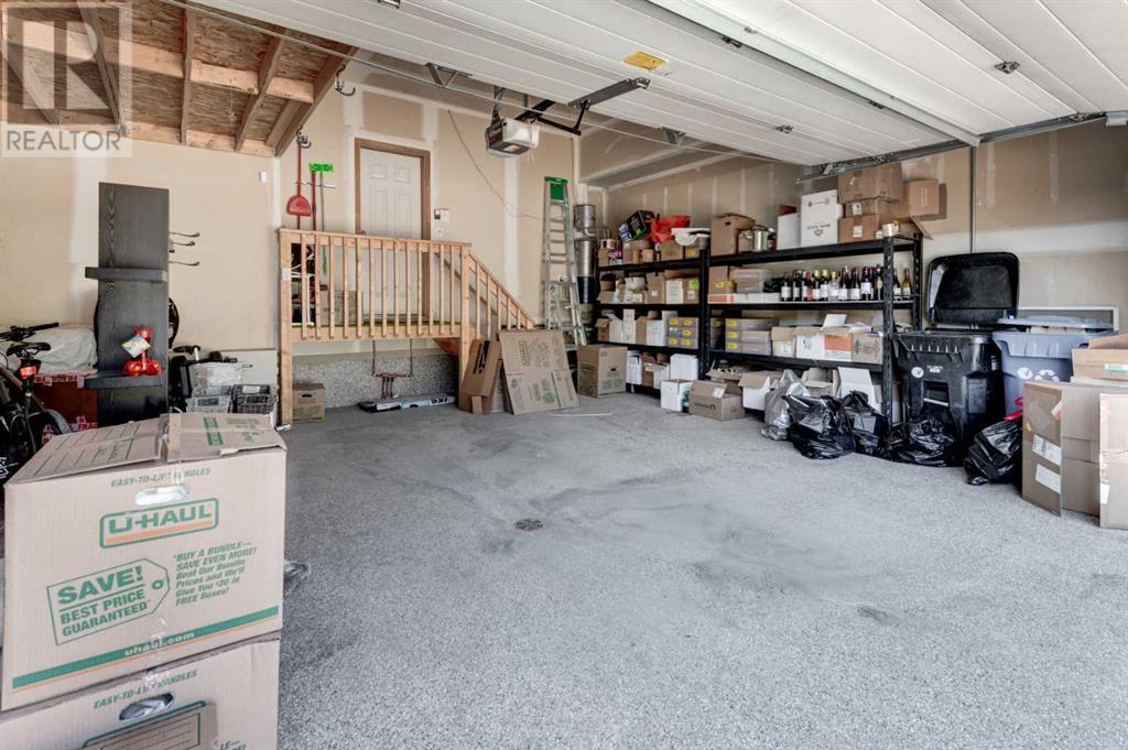 Single Family House for Sale in  Springbluff Heights SW Springbank Hill Calgary 