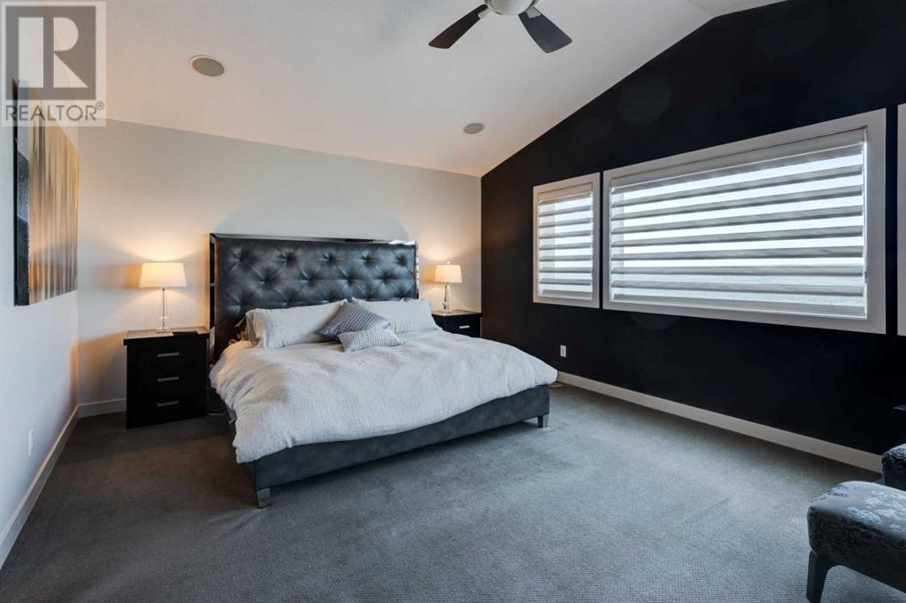 Single Family House for Sale in  Springbluff Heights SW Springbank Hill Calgary 