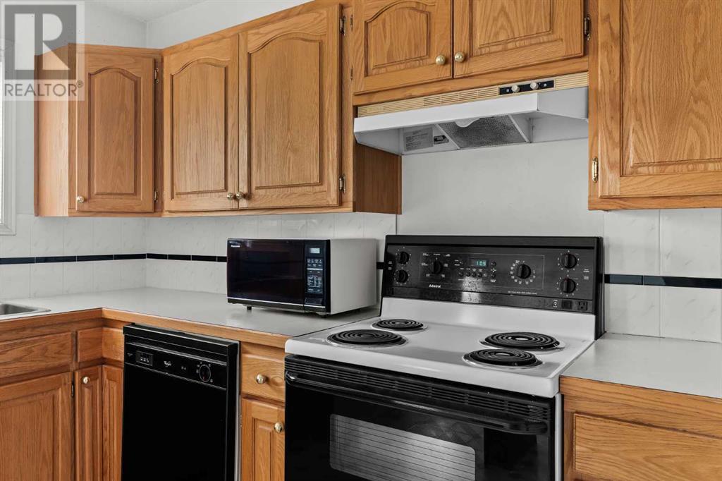 Single Family House for Sale in  Catalina Boulevard NE Monterey Park Calgary 