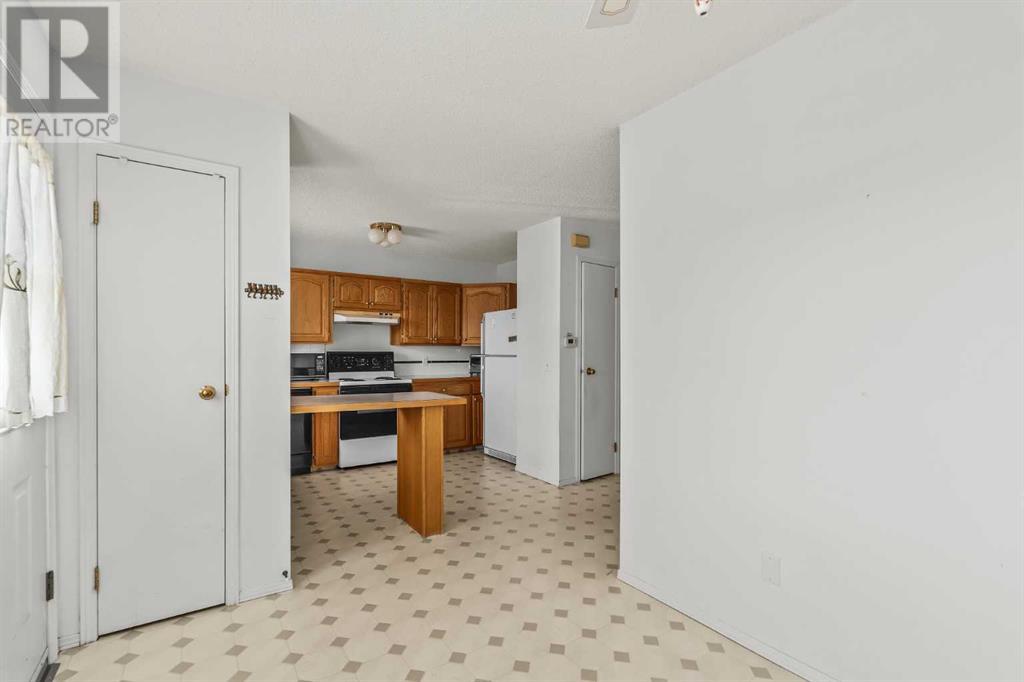 Single Family House for Sale in  Catalina Boulevard NE Monterey Park Calgary 