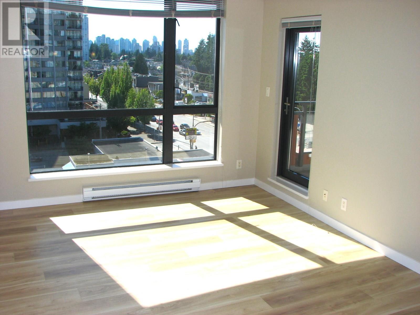 Photo 3 of 808 7225 Acorn Avenue, Burnaby BC