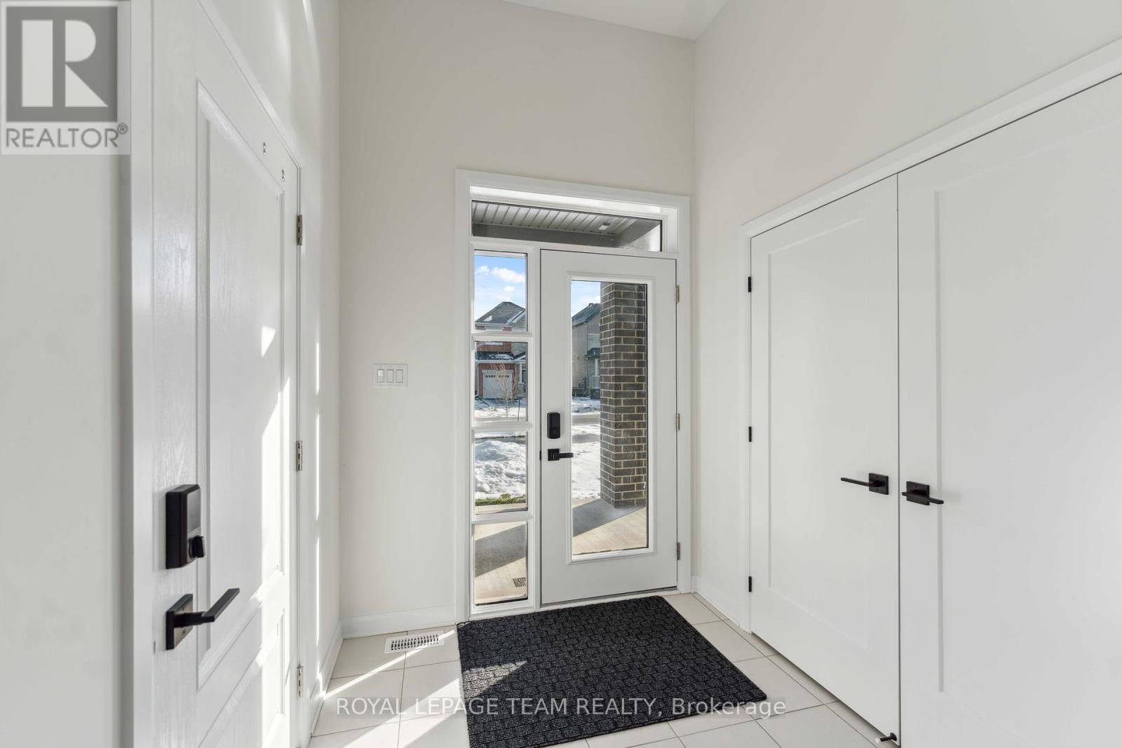 Photos prior to tenancy
