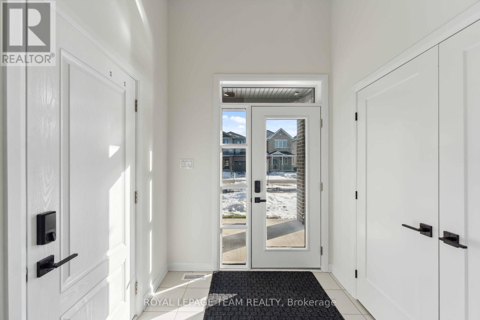 Photos prior to tenancy