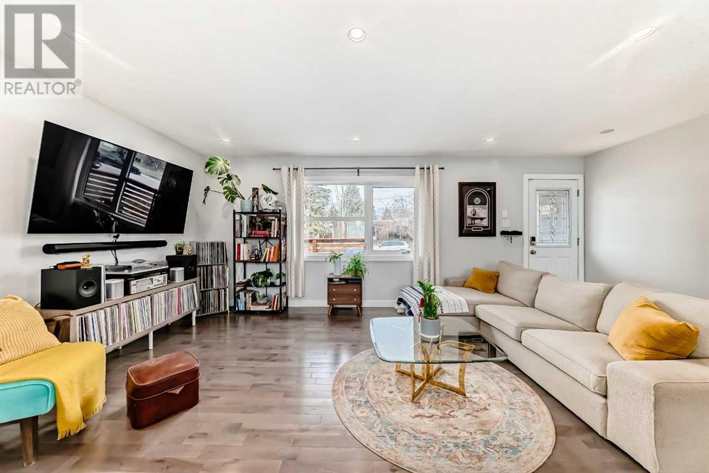 Single Family House Bungalow for Sale in  Kentish Drive SW Kingsland Calgary 