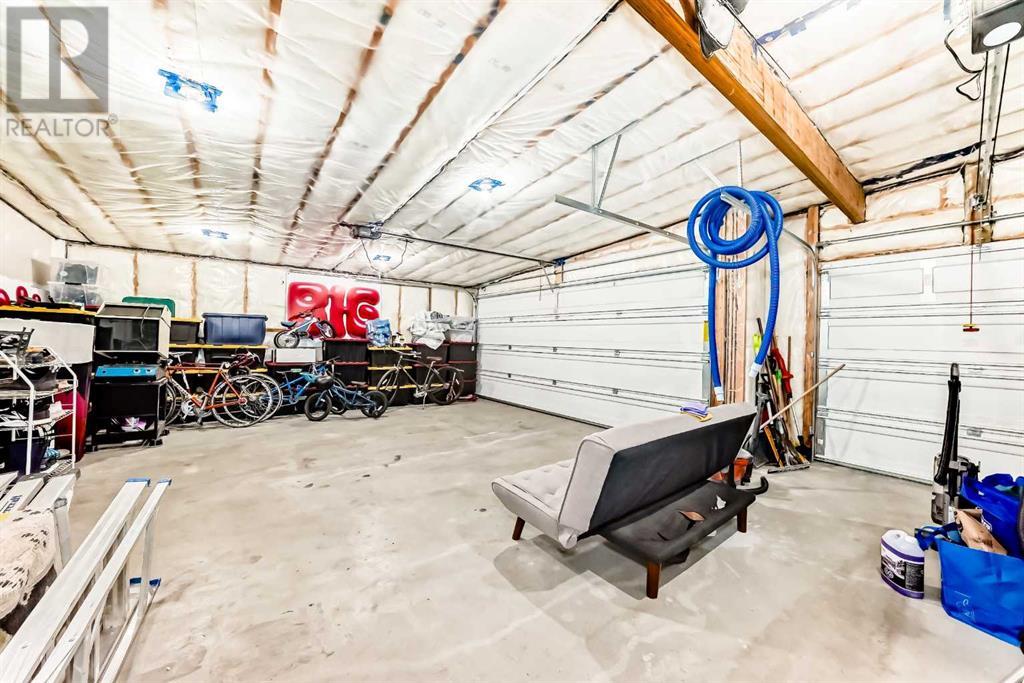 Single Family House Bungalow for Sale in  Kentish Drive SW Kingsland Calgary 