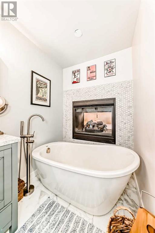 Single Family House Bungalow for Sale in  Kentish Drive SW Kingsland Calgary 