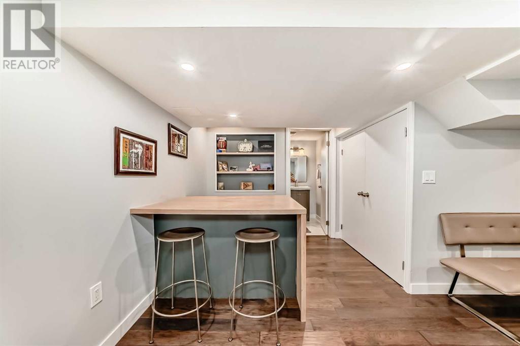 Single Family House Bungalow for Sale in  Kentish Drive SW Kingsland Calgary 