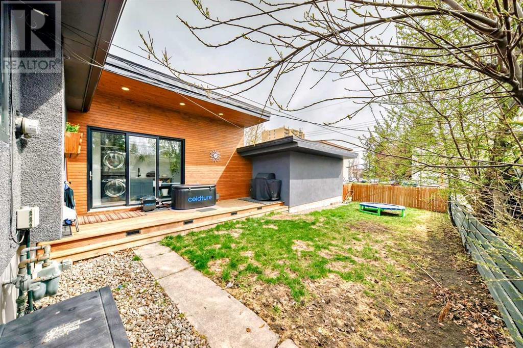 Single Family House Bungalow for Sale in  Kentish Drive SW Kingsland Calgary 