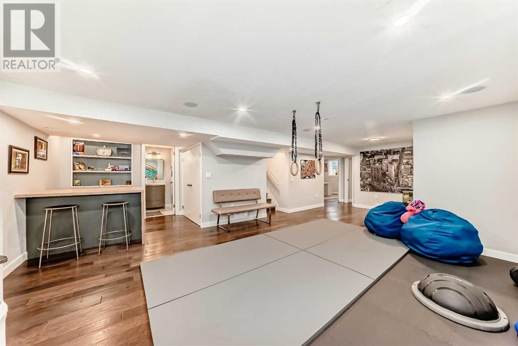 Single Family House Bungalow for Sale in  Kentish Drive SW Kingsland Calgary 