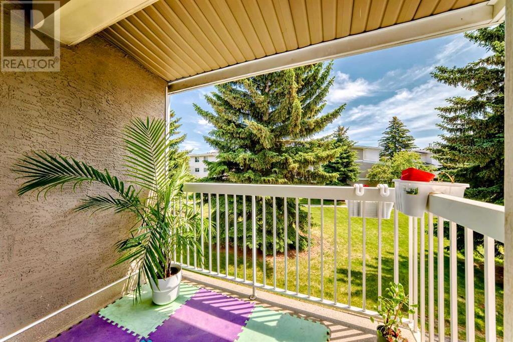 Photo 14 of 111 3015 51 Street Sw, Calgary AB