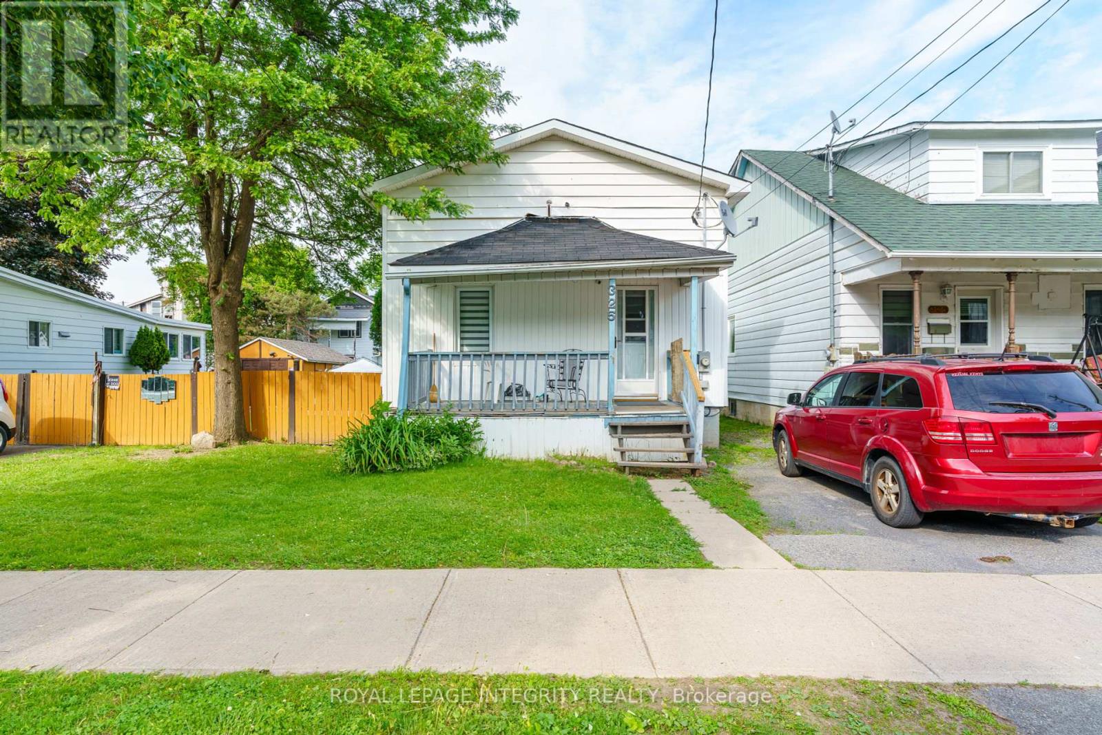 Photo 1 of 325 Belmont Street N, Cornwall ON