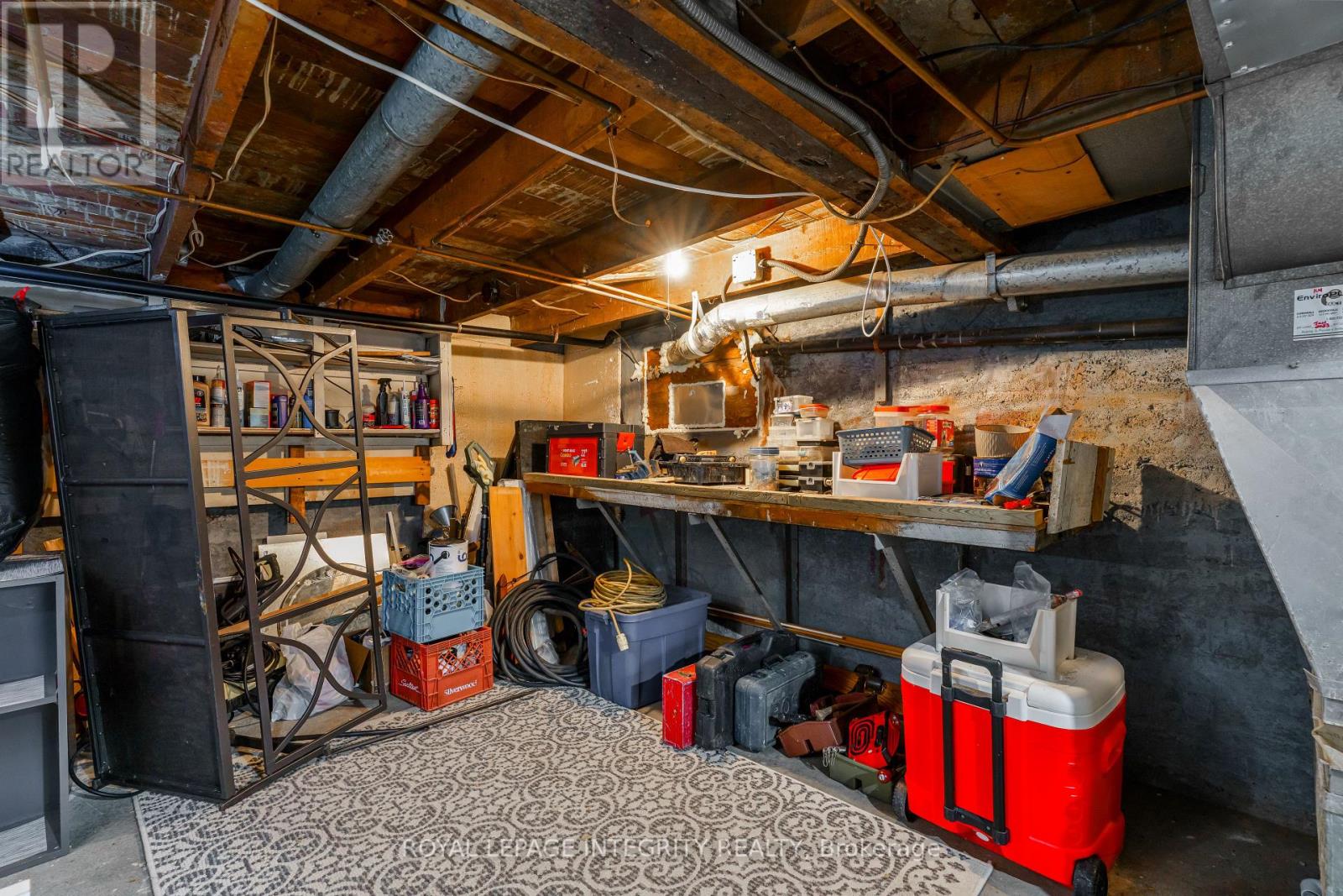 Photo 18 of 325 Belmont Street N, Cornwall ON