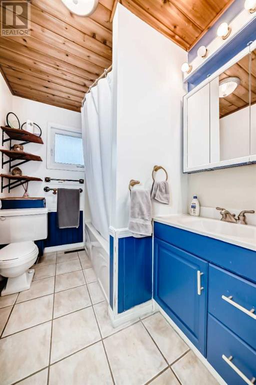 Single Family House Bungalow for Sale in   Avenue NW Bowness Calgary 
