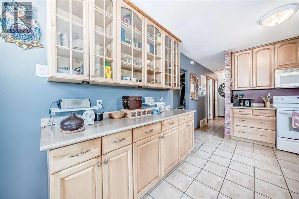 Single Family House Bungalow for Sale in   Avenue NW Bowness Calgary 