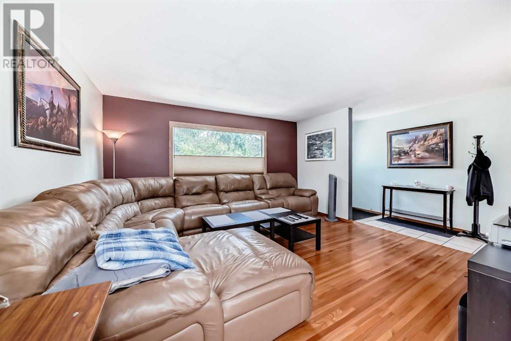 Single Family House Bungalow for Sale in   Avenue NW Bowness Calgary 