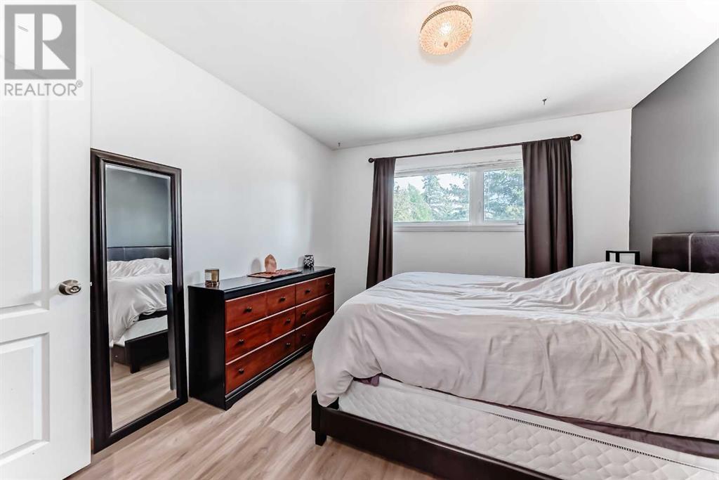 Single Family House Bungalow for Sale in   Avenue NW Bowness Calgary 