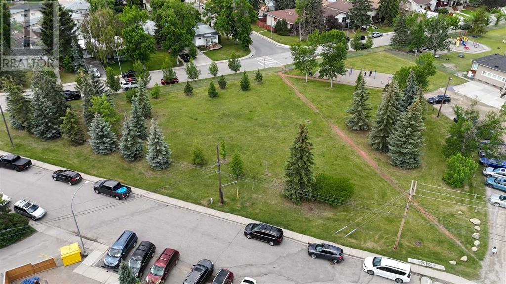 Single Family House Bungalow for Sale in   Avenue NW Bowness Calgary 