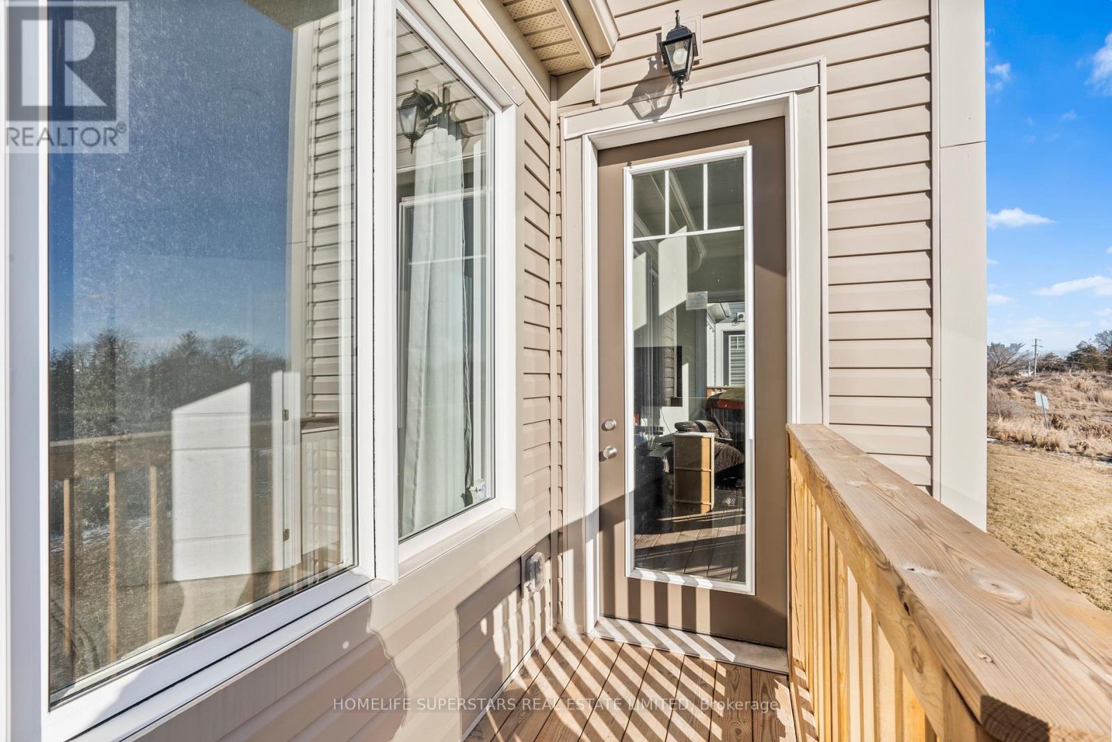 Photo 32 of 18 Oakmont Drive, Loyalist ON