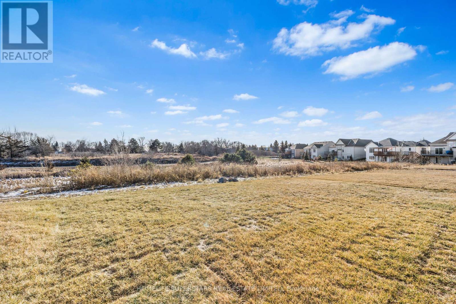 Photo 25 of 18 Oakmont Drive, Loyalist ON