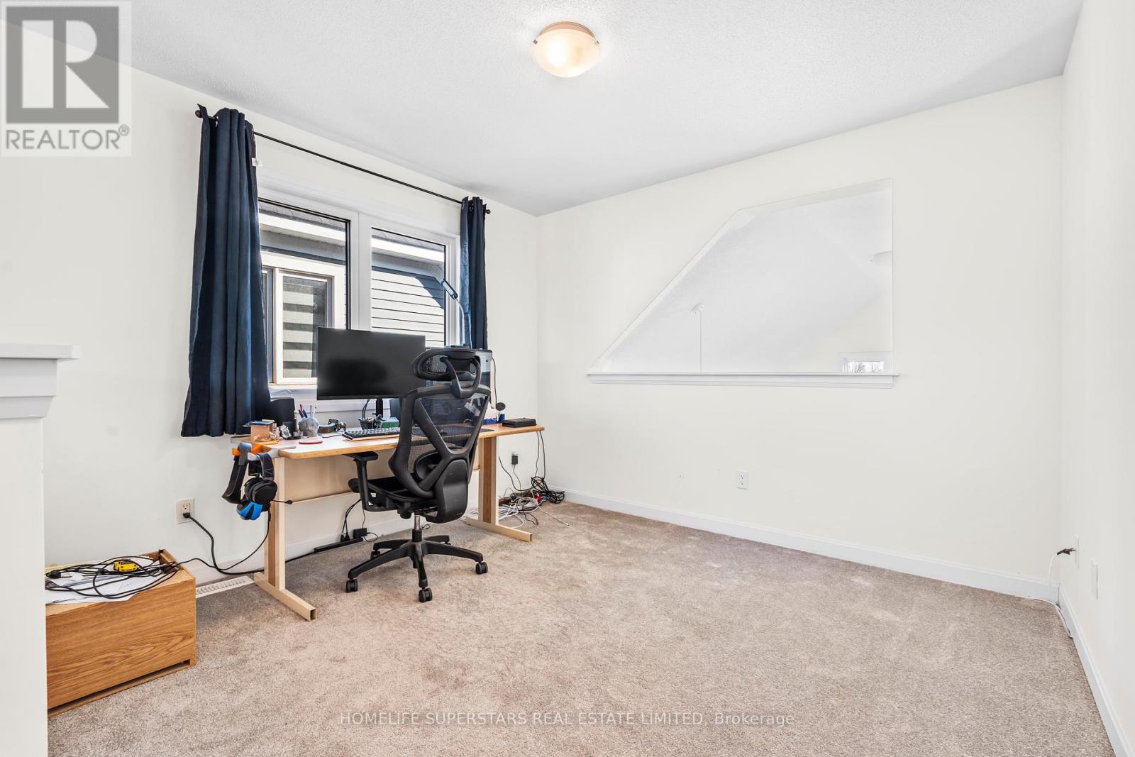 Photo 11 of 18 Oakmont Drive, Loyalist ON