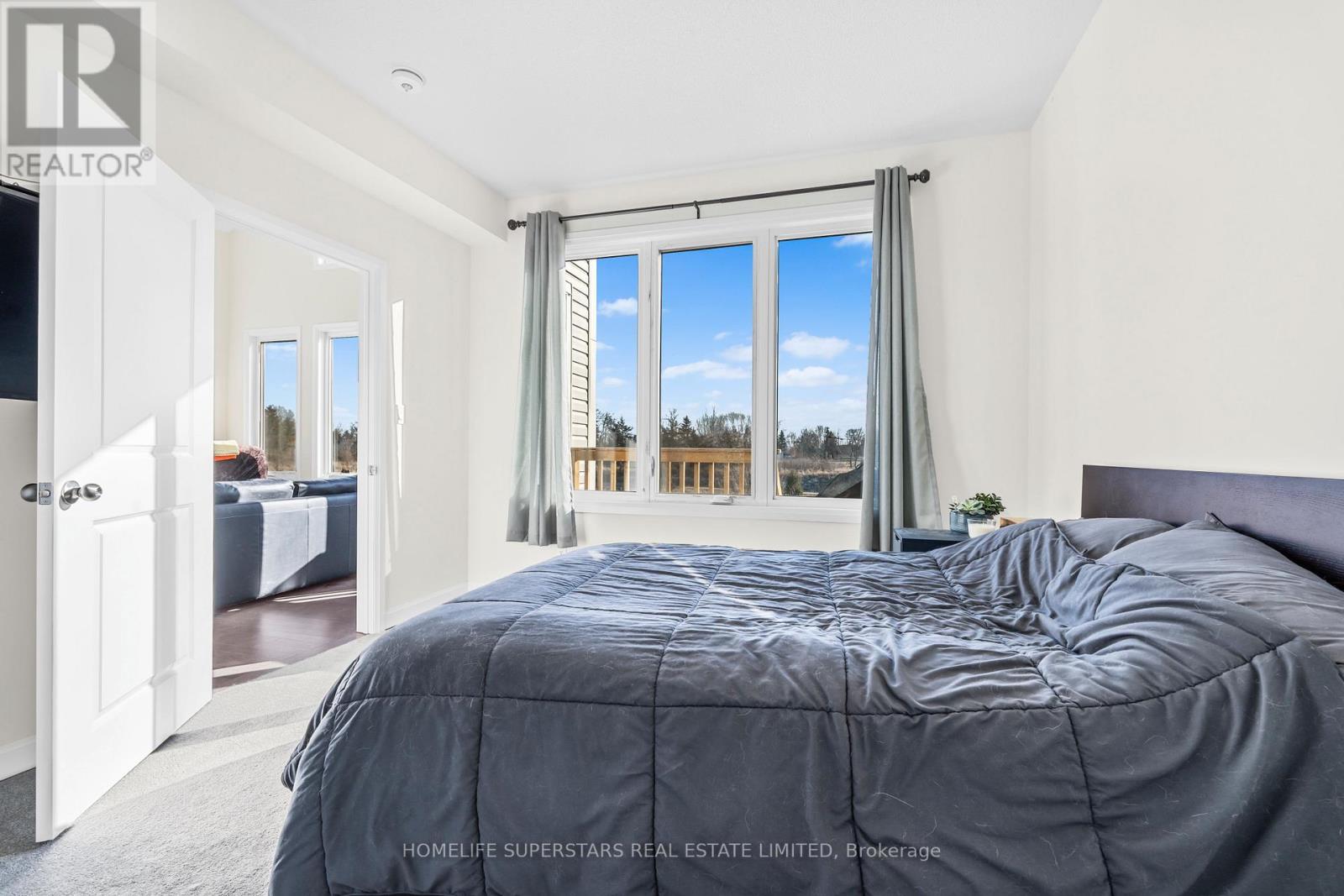 Photo 9 of 18 Oakmont Drive, Loyalist ON