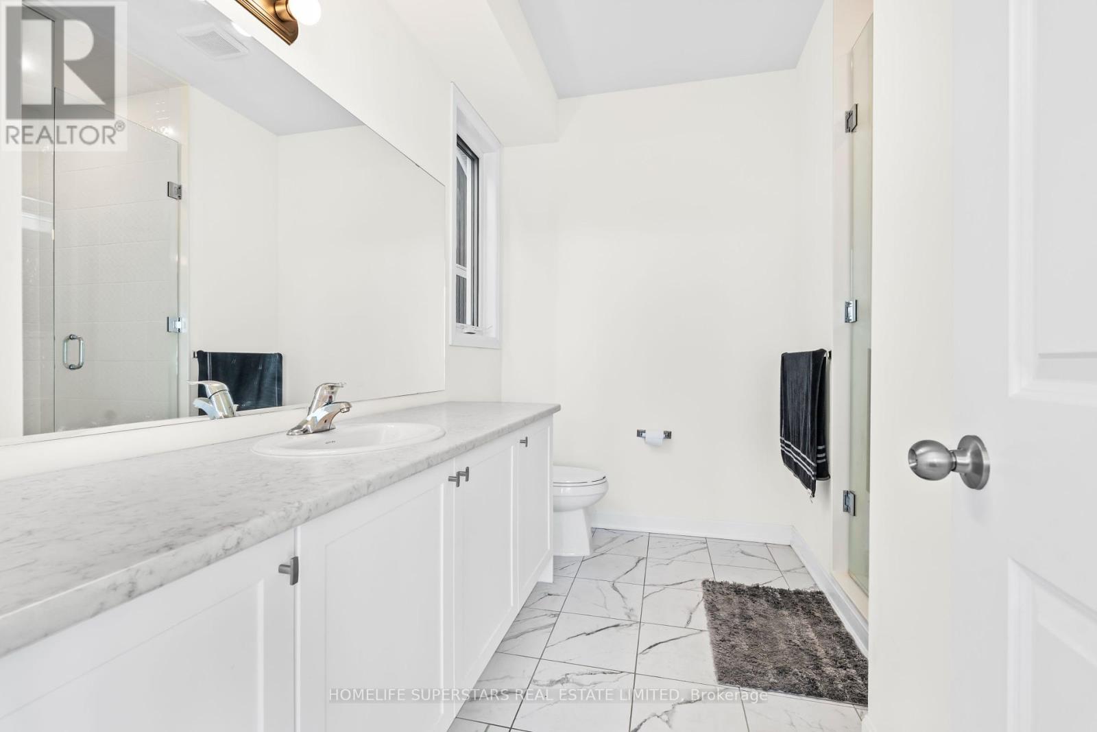 Photo 23 of 18 Oakmont Drive, Loyalist ON