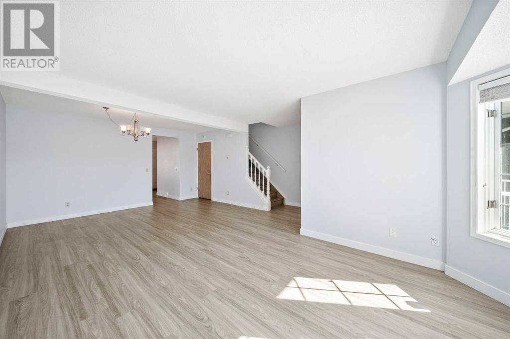 Single Family House for Sale in  Bedford Manor NE Beddington Heights Calgary 