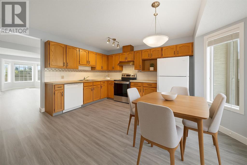 Single Family House for Sale in  Bedford Manor NE Beddington Heights Calgary 