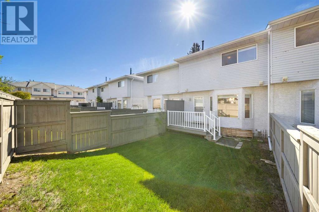 Single Family House for Sale in  Bedford Manor NE Beddington Heights Calgary 