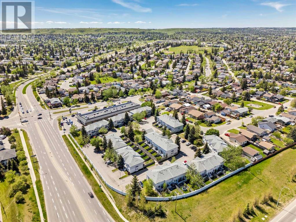 Single Family House for Sale in  Bedford Manor NE Beddington Heights Calgary 